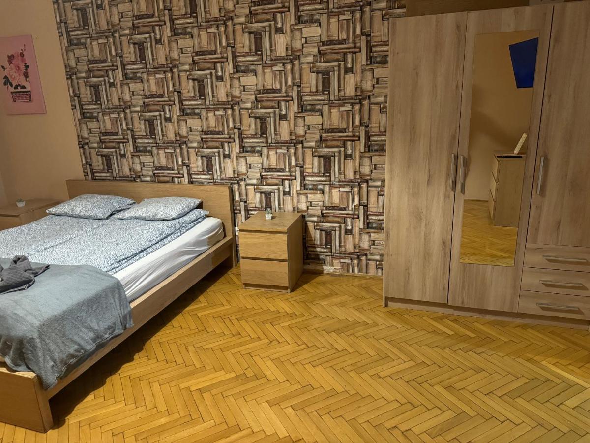 Apartament Lanchid Castle Side Red And Blue Budapeszt Zewnętrze zdjęcie